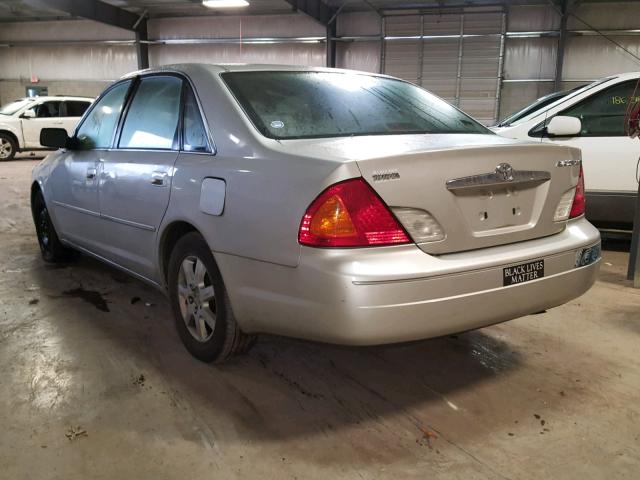 4T1BF28B61U187047 - 2001 TOYOTA AVALON XL SILVER photo 3