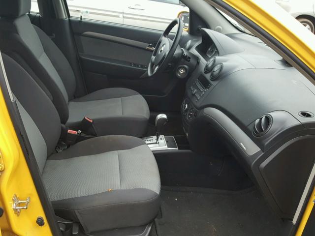 KL1TD66E09B644419 - 2009 CHEVROLET AVEO LS YELLOW photo 5