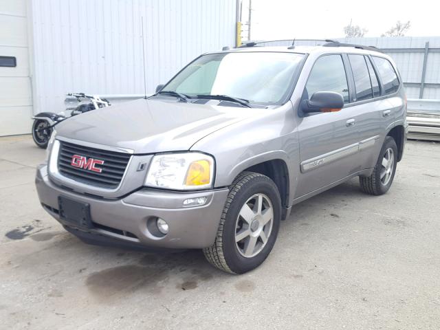 1GKDT13S752384502 - 2005 GMC ENVOY TAN photo 2