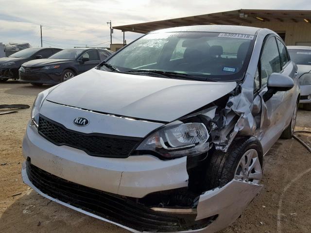 KNADM4A30H6111577 - 2017 KIA RIO LX SILVER photo 2