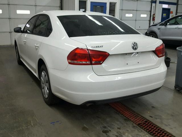 1VWAP7A37DC079783 - 2013 VOLKSWAGEN PASSAT S WHITE photo 3