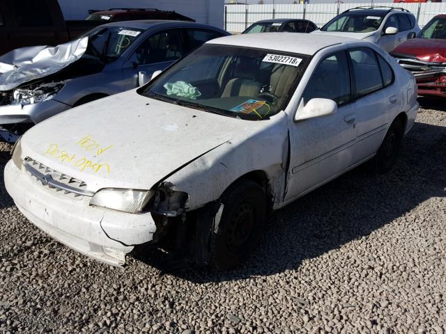 1N4DL01D0WC229267 - 1998 NISSAN ALTIMA XE WHITE photo 2