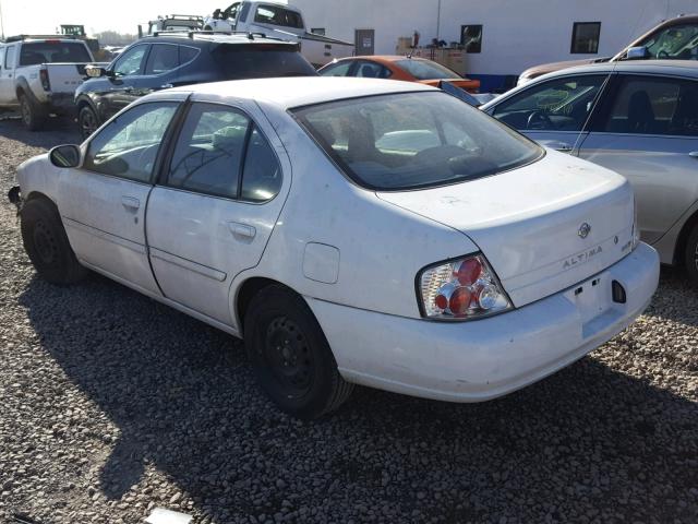 1N4DL01D0WC229267 - 1998 NISSAN ALTIMA XE WHITE photo 3