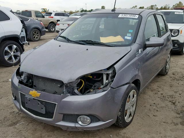 KL1TG6DE2AB119831 - 2010 CHEVROLET AVEO LT GRAY photo 2