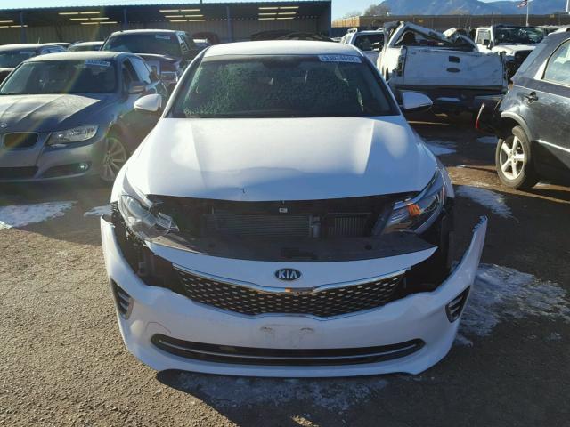 5XXGW4L28GG043933 - 2016 KIA OPTIMA SX WHITE photo 9