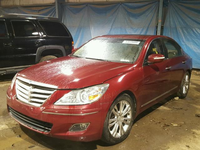 KMHGC4DE2BU133983 - 2011 HYUNDAI GENESIS 3. MAROON photo 2