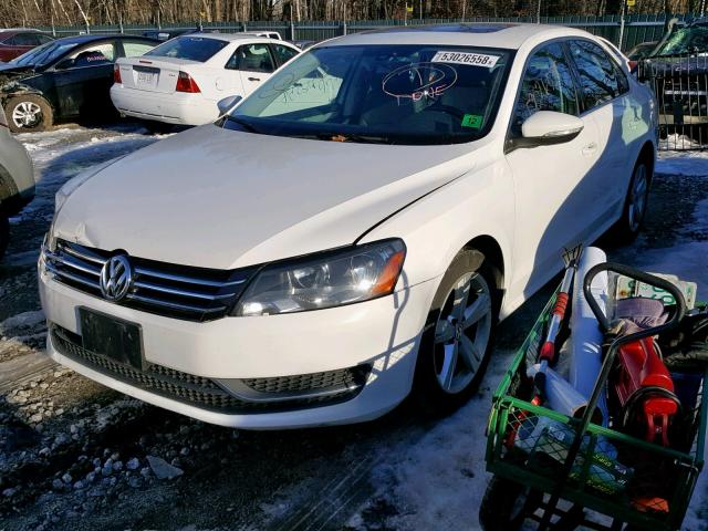 1VWBP7A36CC029752 - 2012 VOLKSWAGEN PASSAT SE WHITE photo 2