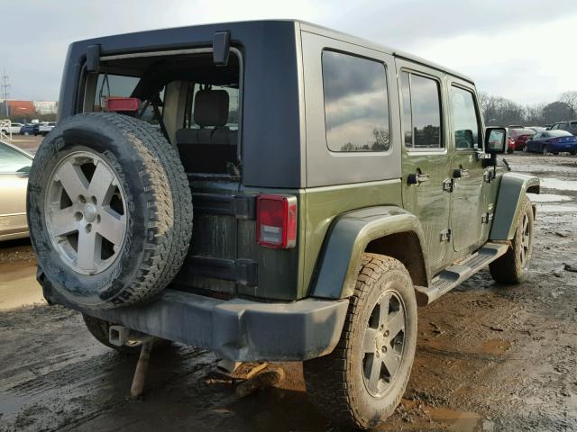 1J4GA59148L582063 - 2008 JEEP WRANGLER U GREEN photo 4