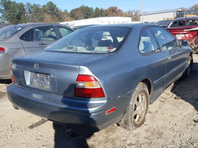 1HGCD7220RA030973 - 1994 HONDA ACCORD DX BLUE photo 4