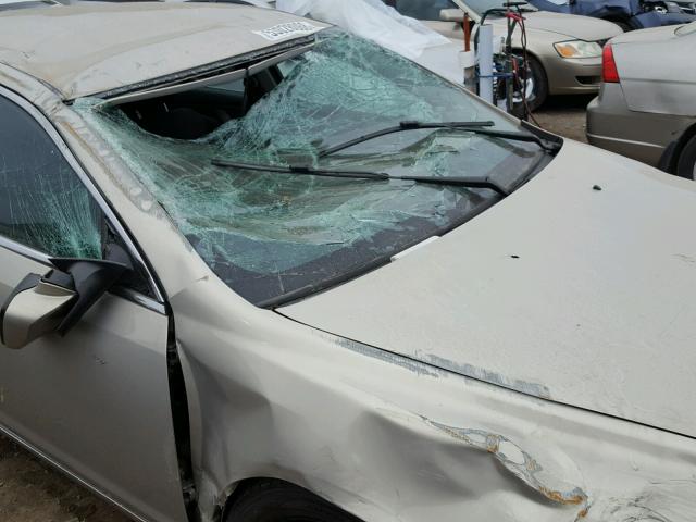 1G1ZC5E10BF258251 - 2011 CHEVROLET MALIBU 1LT BEIGE photo 9