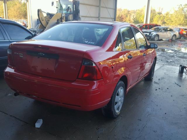 1FAFP34N87W296878 - 2007 FORD FOCUS ZX4 RED photo 4