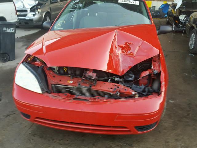 1FAFP34N87W296878 - 2007 FORD FOCUS ZX4 RED photo 9