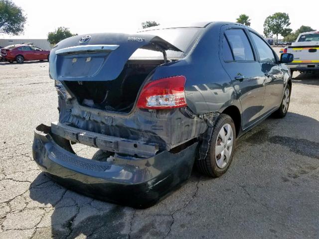 JTDBT923881280168 - 2008 TOYOTA YARIS GRAY photo 4