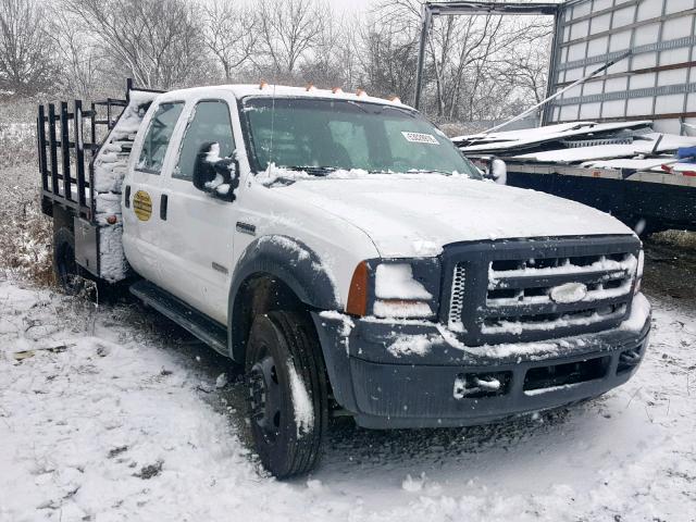 1FDAW57P15EB01900 - 2005 FORD F550 SUPER WHITE photo 1