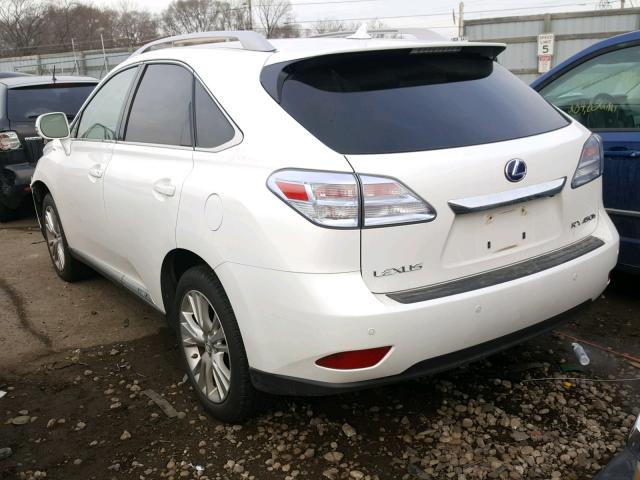 JTJBC1BA4A2411741 - 2010 LEXUS RX 450 WHITE photo 3