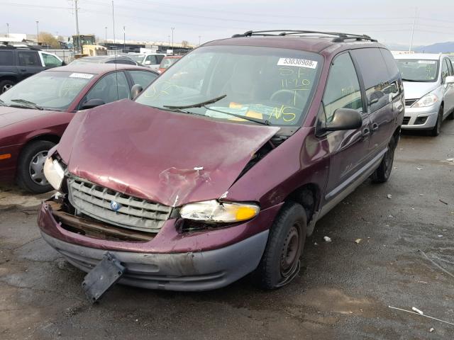 2P4GP2530YR591646 - 2000 PLYMOUTH VOYAGER BURGUNDY photo 2