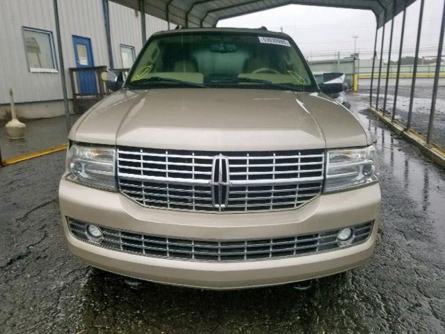 5LMFU28577LJ18302 - 2007 LINCOLN NAVIGATOR BEIGE photo 9