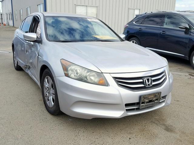 1HGCP2F46BA005927 - 2011 HONDA ACCORD LXP SILVER photo 1