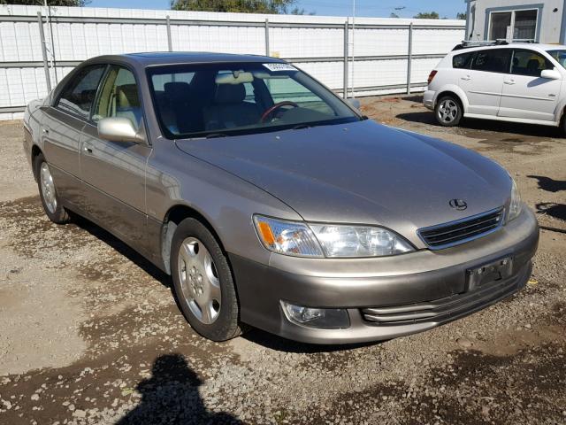 JT8BF28G2Y0286920 - 2000 LEXUS ES 300 SILVER photo 1