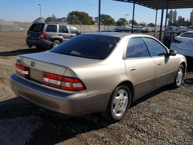 JT8BF28G2Y0286920 - 2000 LEXUS ES 300 SILVER photo 4