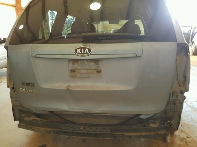 KNDMG4C79B6389170 - 2011 KIA SEDONA LX BLUE photo 9