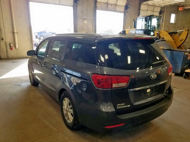 KNDMB5C1XG6171732 - 2016 KIA SEDONA LX GRAY photo 3