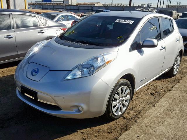 1N4AZ0CP5FC332631 - 2015 NISSAN LEAF S SILVER photo 2