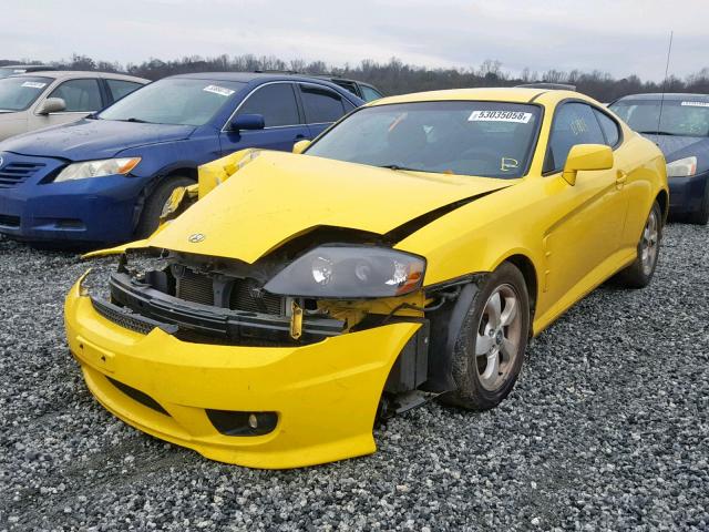 KMHHM65D86U194912 - 2006 HYUNDAI TIBURON GS YELLOW photo 2