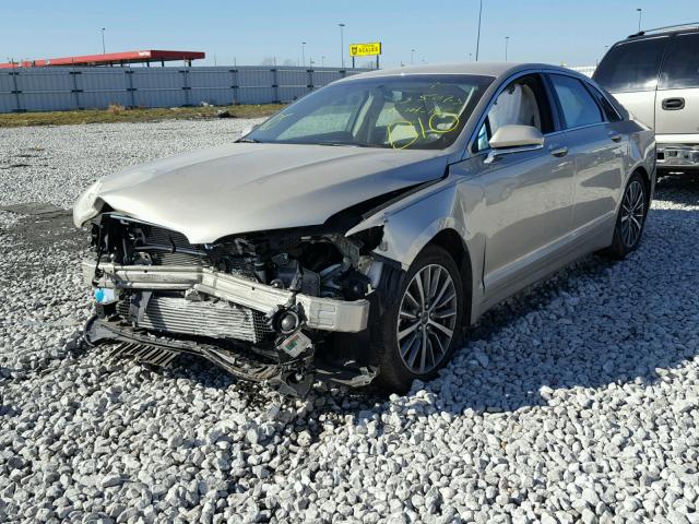 3LN6L5A9XHR655592 - 2017 LINCOLN MKZ PREMIE TAN photo 2