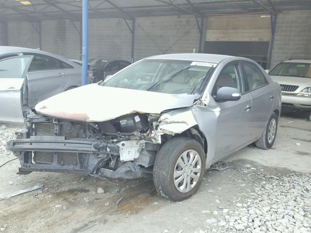 KNAFU4A22A5836870 - 2010 KIA FORTE EX SILVER photo 2