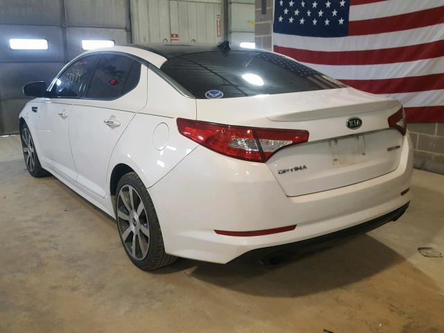 5XXGR4A69CG010978 - 2012 KIA OPTIMA SX WHITE photo 3