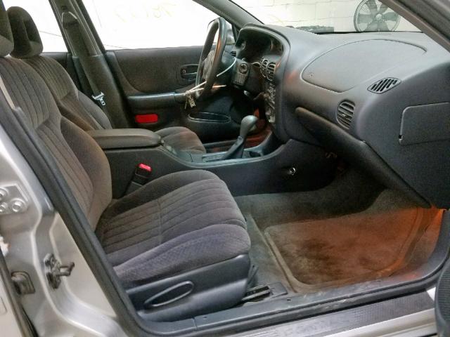 1G2WP52K41F261426 - 2001 PONTIAC GRAND PRIX SILVER photo 5