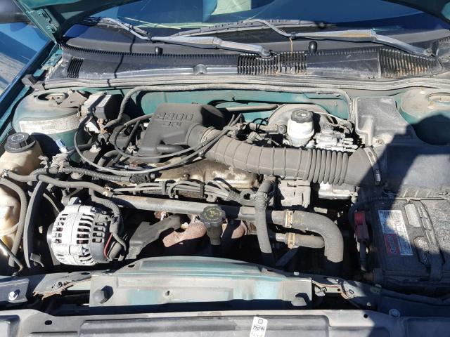 1G1JF5241W7330173 - 1998 CHEVROLET CAVALIER L GREEN photo 7