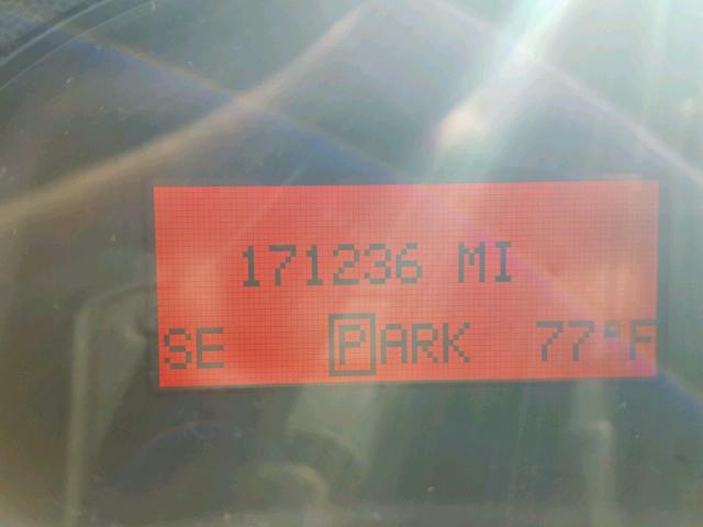 2G2WP552271203679 - 2007 PONTIAC GRAND PRIX SILVER photo 8