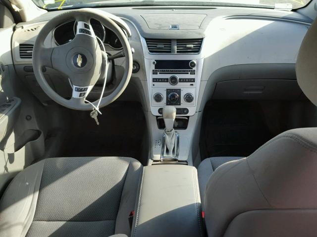 1G1ZC5EU5CF157038 - 2012 CHEVROLET MALIBU 1LT SILVER photo 9