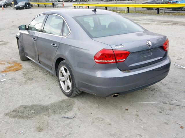 1VWBP7A34DC136770 - 2013 VOLKSWAGEN PASSAT SE GRAY photo 3