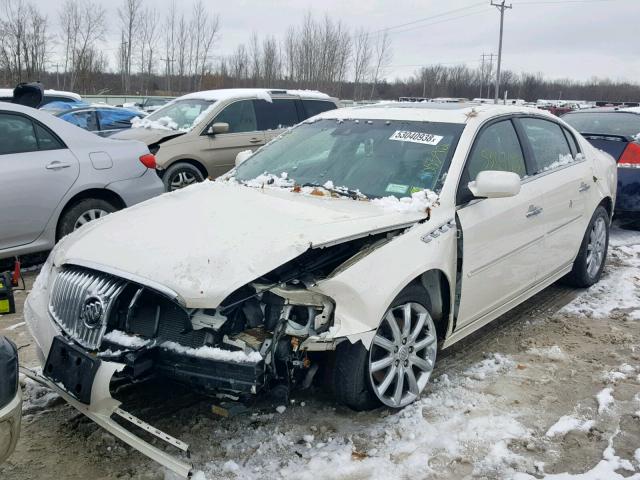 1G4HK5ES2BU124508 - 2011 BUICK LUCERNE SU WHITE photo 2