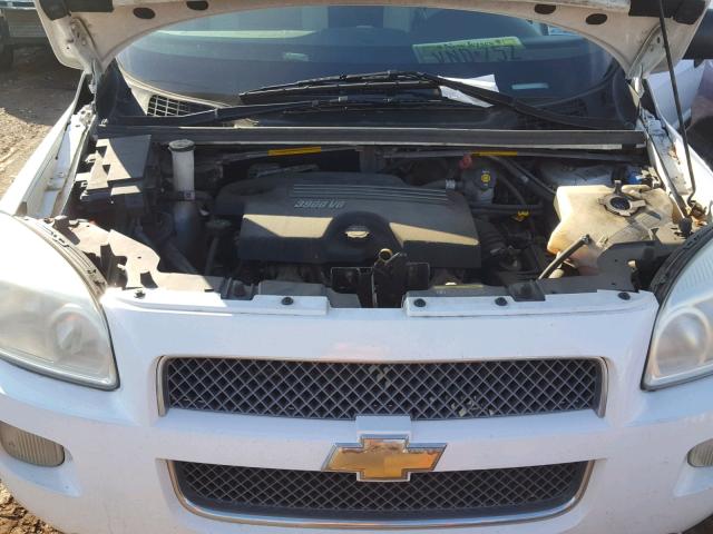 1GNDV13147D164858 - 2007 CHEVROLET UPLANDER WHITE photo 7