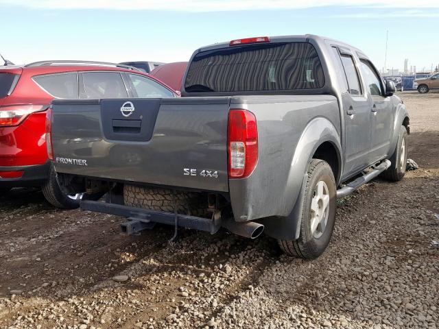 1N6AD07W88C404089 - 2008 NISSAN FRONTIER C GRAY photo 4