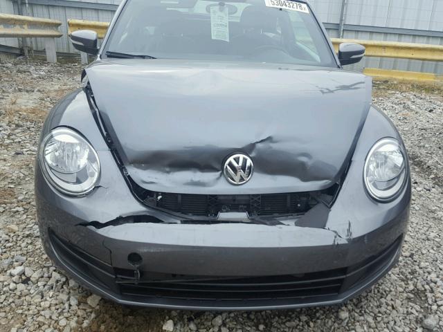 3VWJX7AT7CM629254 - 2012 VOLKSWAGEN BEETLE GRAY photo 7