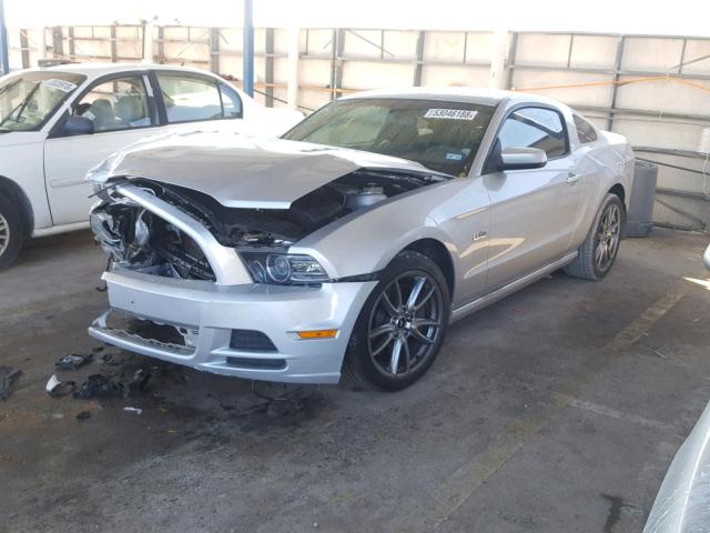 1ZVBP8CFXD5264304 - 2013 FORD MUSTANG GT SILVER photo 2