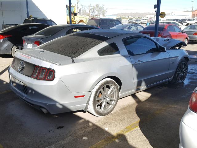 1ZVBP8CFXD5264304 - 2013 FORD MUSTANG GT SILVER photo 4