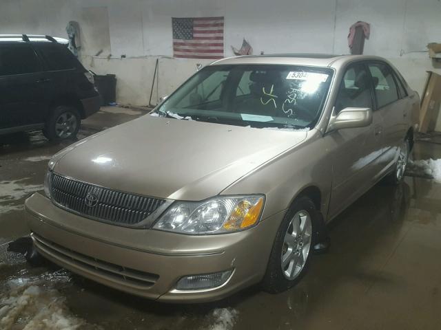 4T1BF28B02U262231 - 2002 TOYOTA AVALON XL BEIGE photo 2