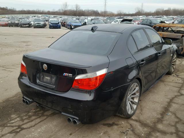 WBSNB93587CX07294 - 2007 BMW M5 BLACK photo 4