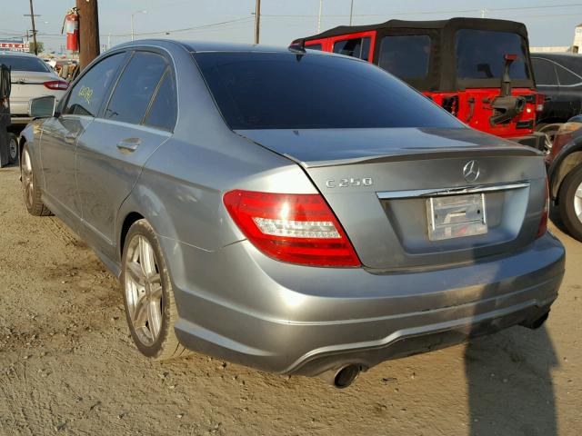 WDDGF4HB1DA859257 - 2013 MERCEDES-BENZ C 250 SILVER photo 3