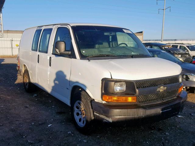 1GCSGAFX9B1185774 - 2011 CHEVROLET EXPRESS G1 WHITE photo 1