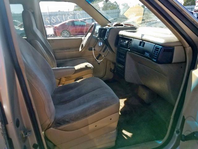 2P4GH2530NR586407 - 1992 PLYMOUTH VOYAGER BEIGE photo 5