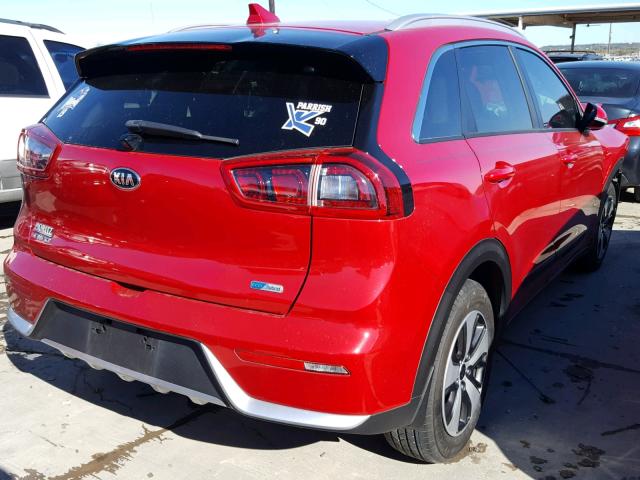 KNDCC3LC4H5055772 - 2017 KIA NIRO EX RED photo 4