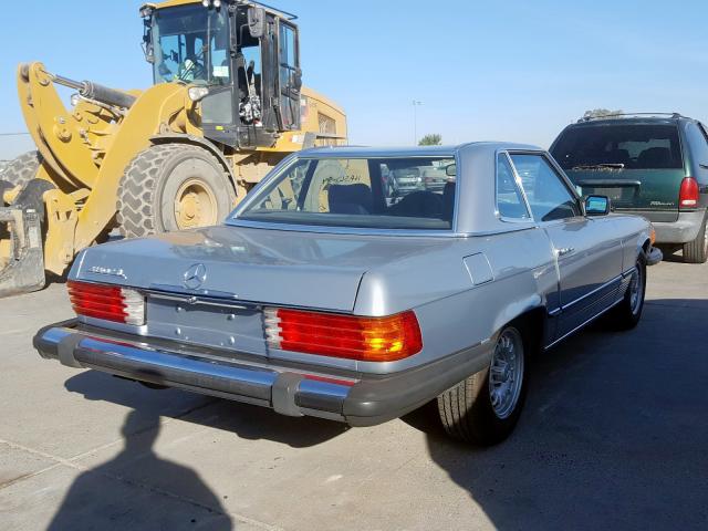 BA45A7EA001757 - 1984 MERCEDES-BENZ 380SL BLUE photo 4