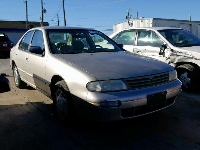 1N4BU31DXTC176059 - 1996 NISSAN ALTIMA XE TAN photo 1